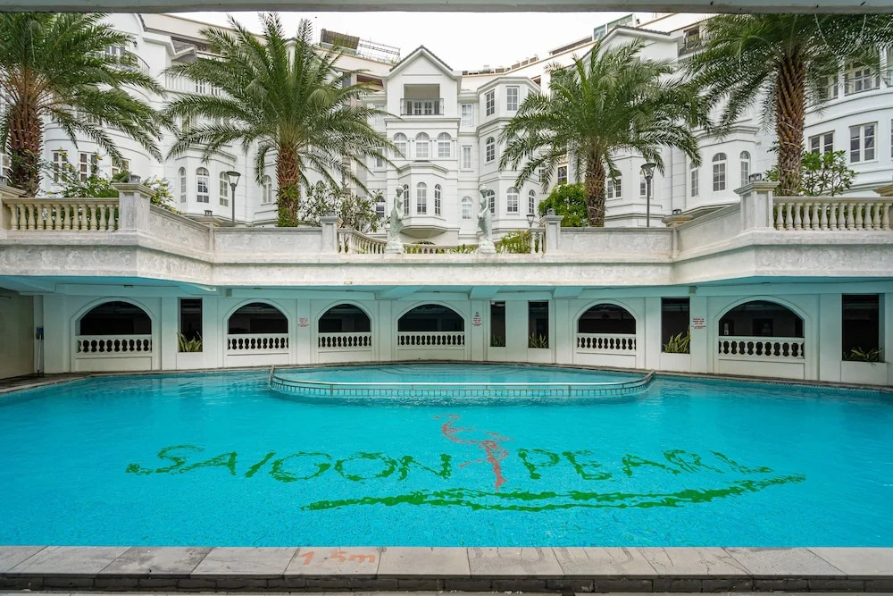 Aviva Saigon Pearl