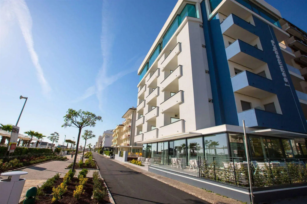 Hotel Commodore