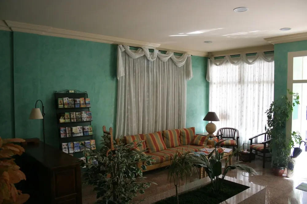 Apartamentos Solset Nerja