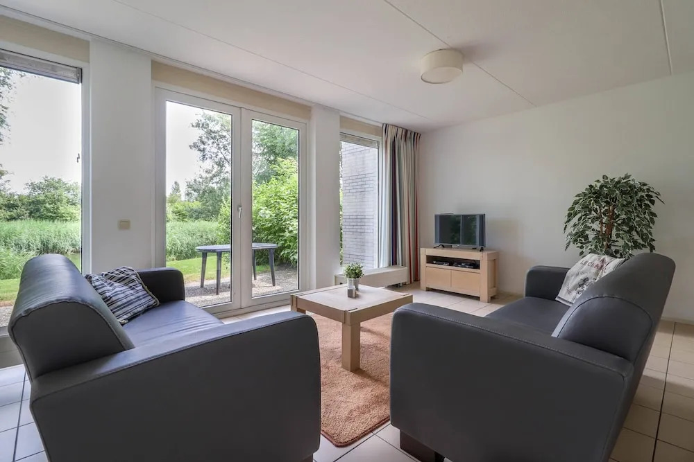 Holiday Home at a Holiday Park in Friesland