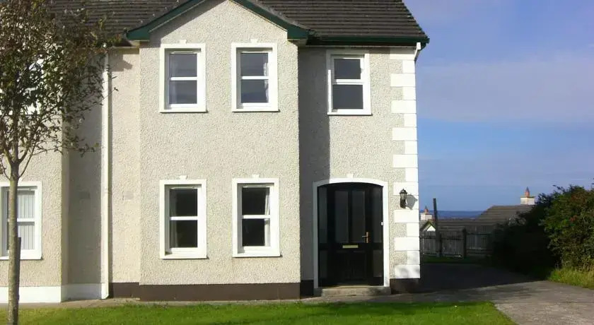 Castlecove Holiday Homes