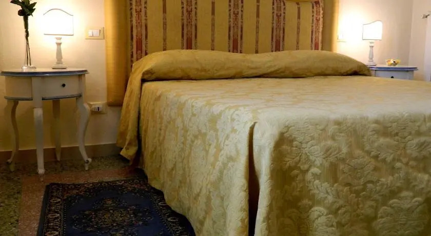Il Campanile Suites