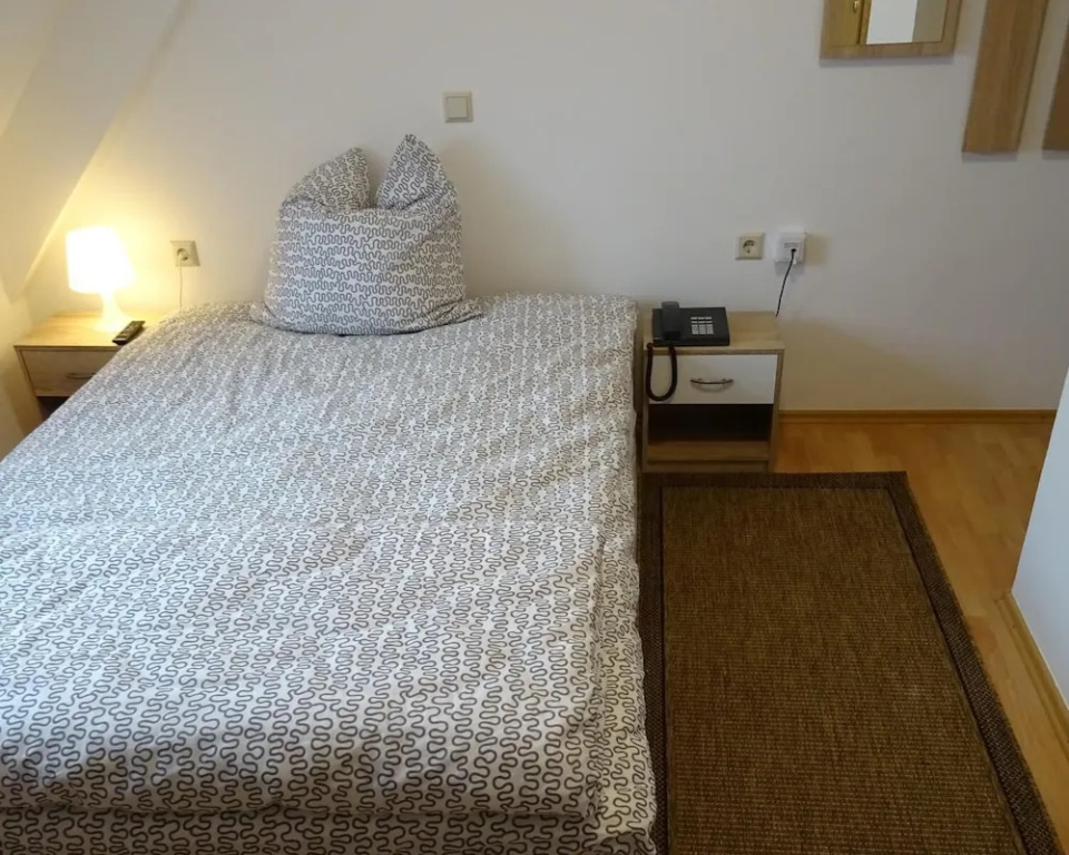 Hotel Einstein