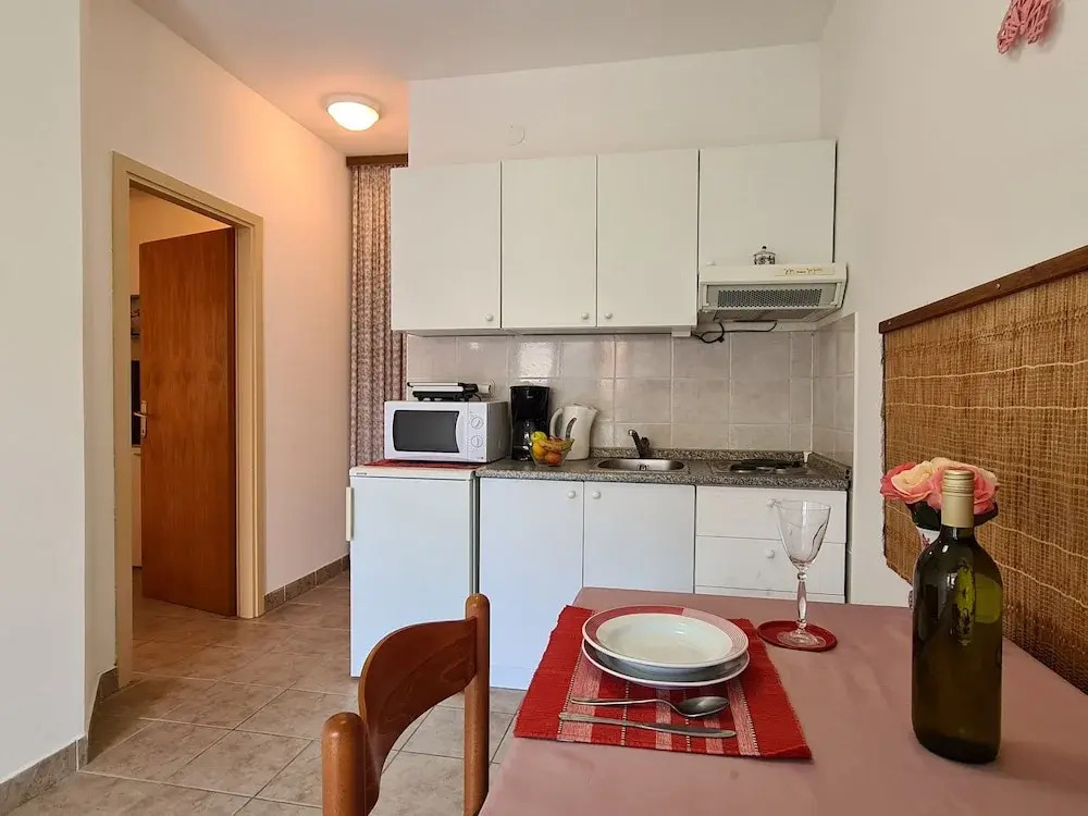 Apartment 743