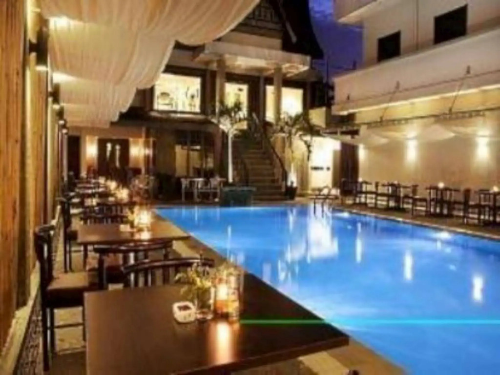 Garuda Plaza Hotel