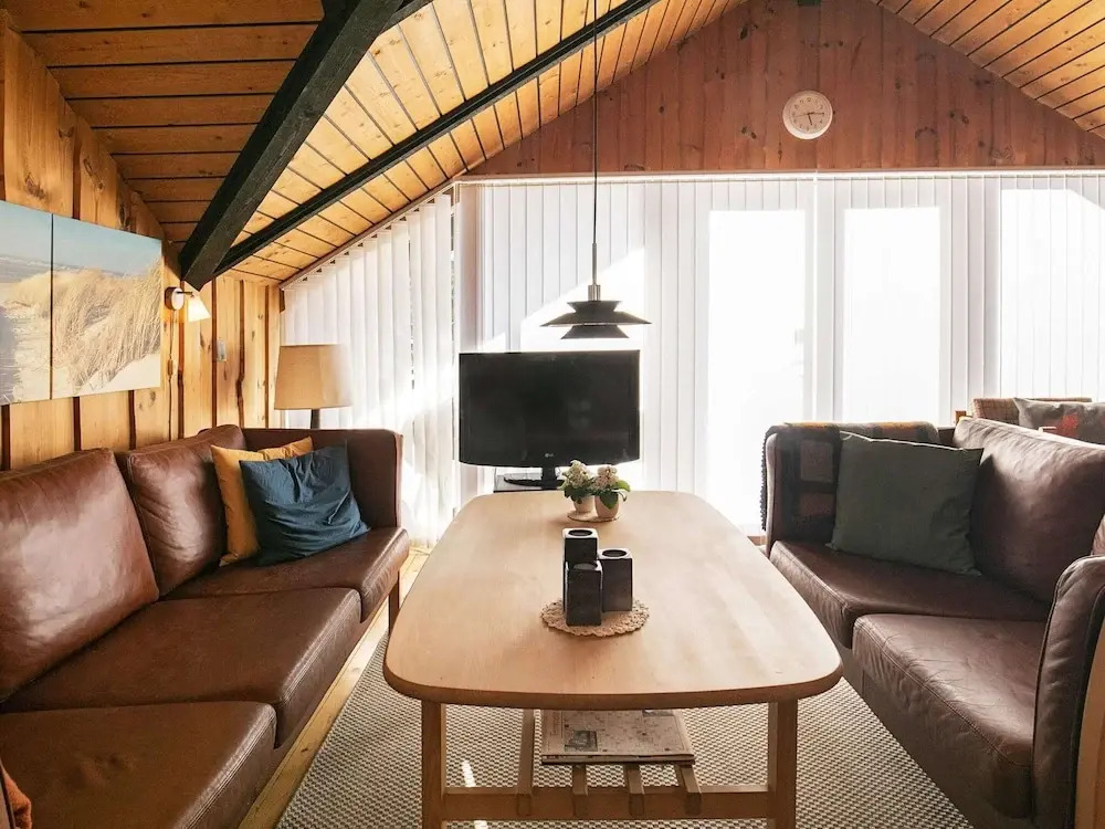 6 person holiday home in Saltum