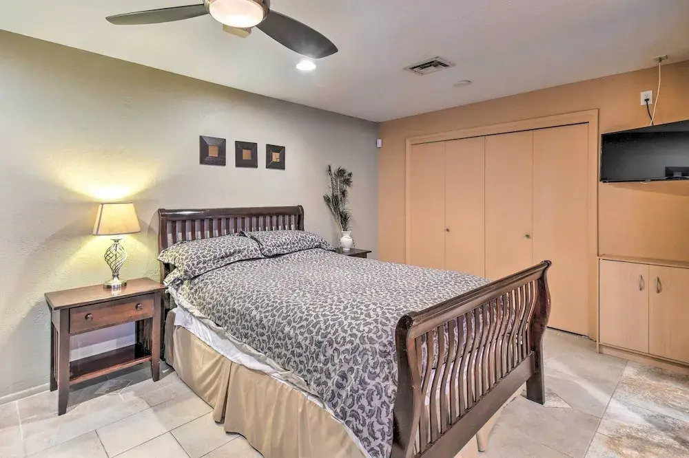 Paradise Valley Cottage Near Hiking Trails!