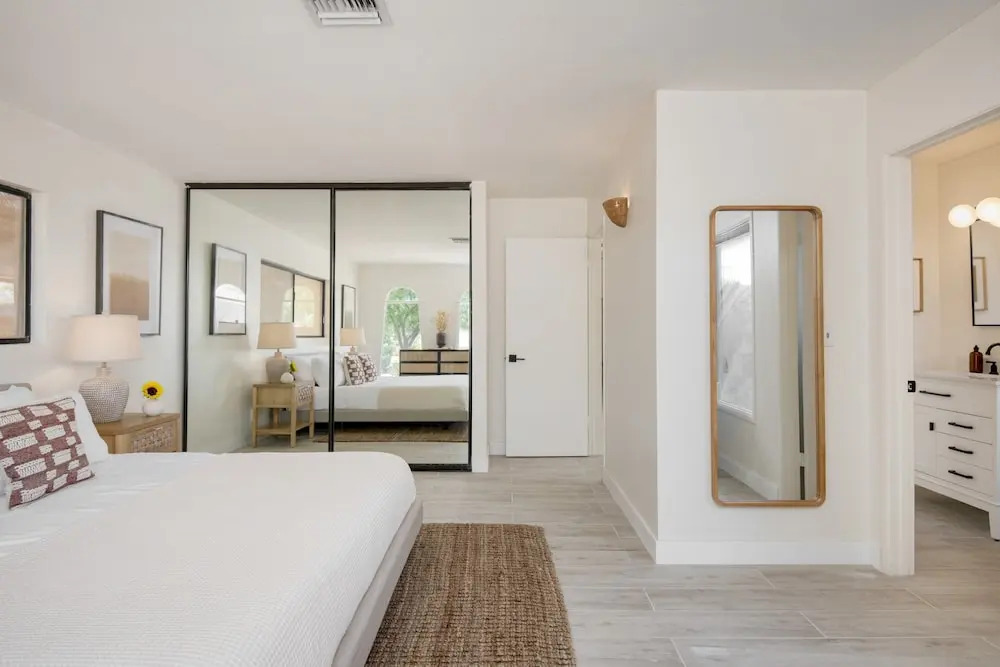 Archie by Avantstay Desert Retreat w/ Pool, Edge of Joshua Tree, Bonus Casita for Group Travel