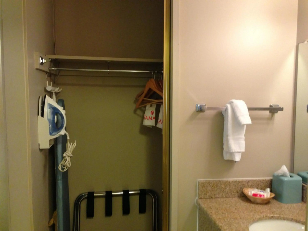 Ramada by Wyndham Fresno North