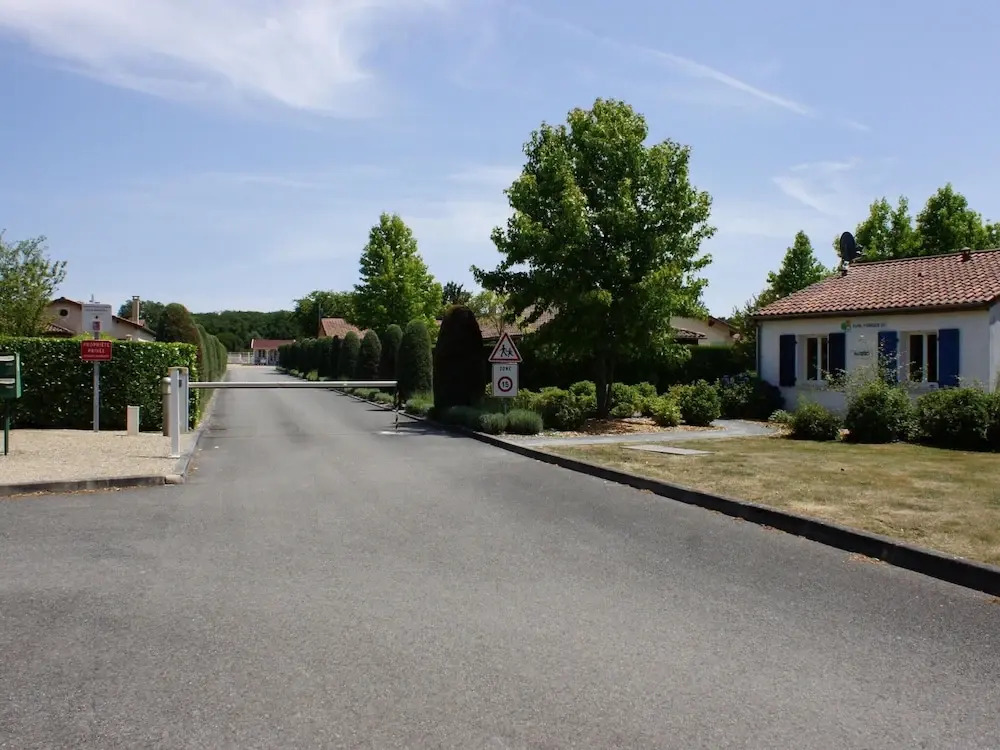 Spacious villa with garden and pool