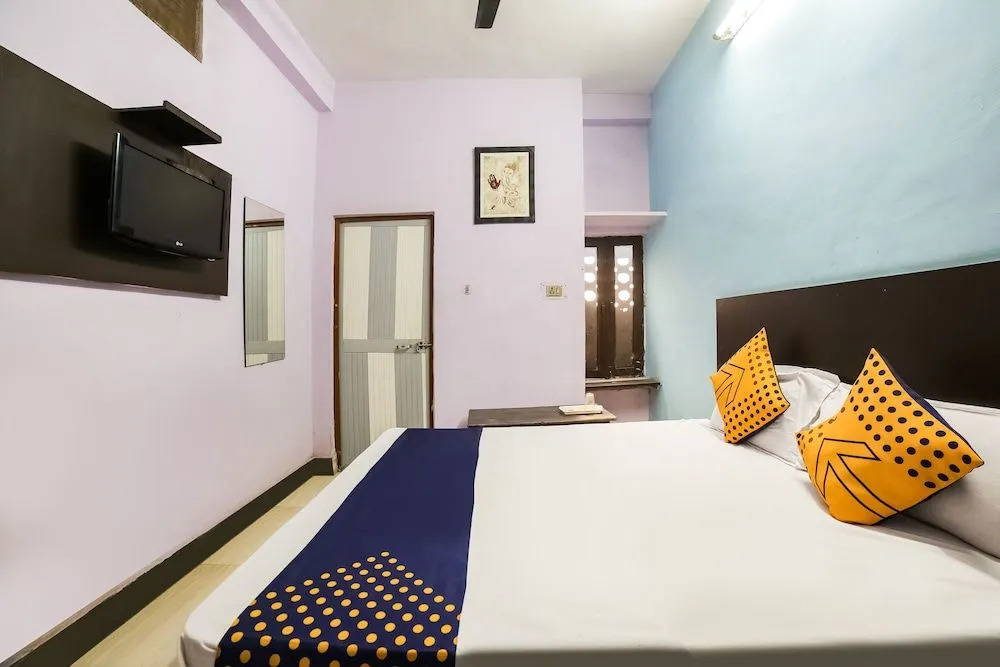 SPOT ON 45729 Hotel Kailash