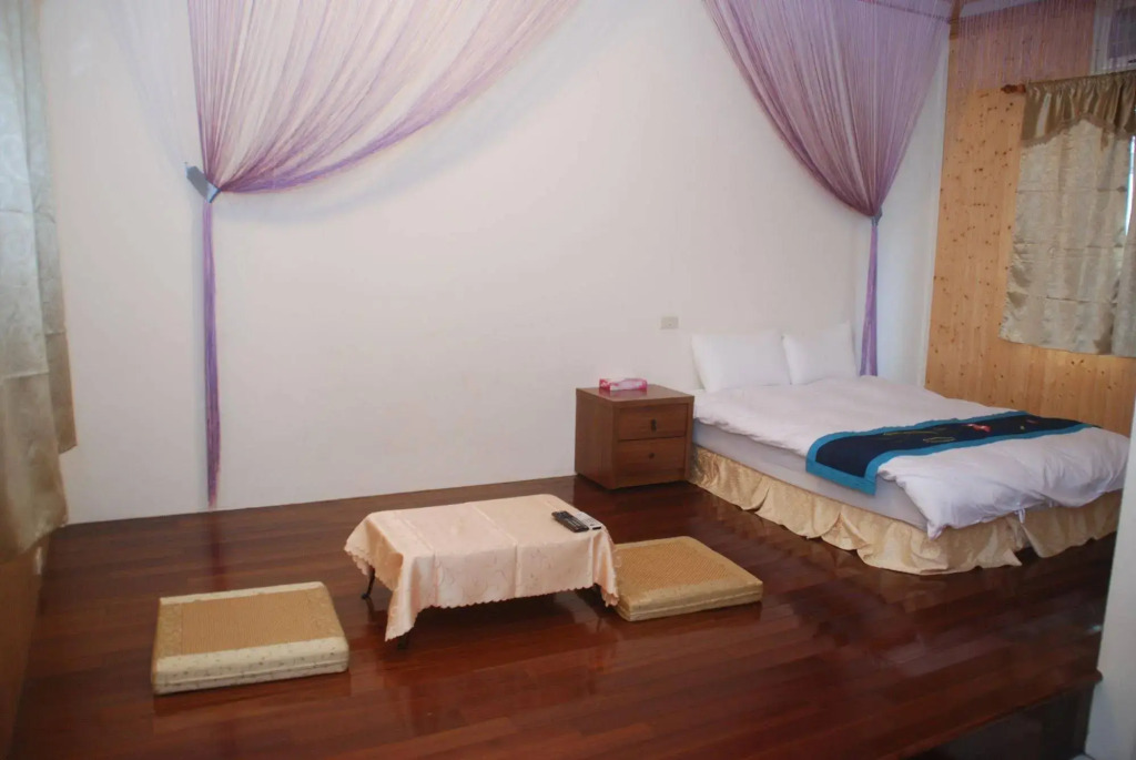 Nine Aboriginal B&B