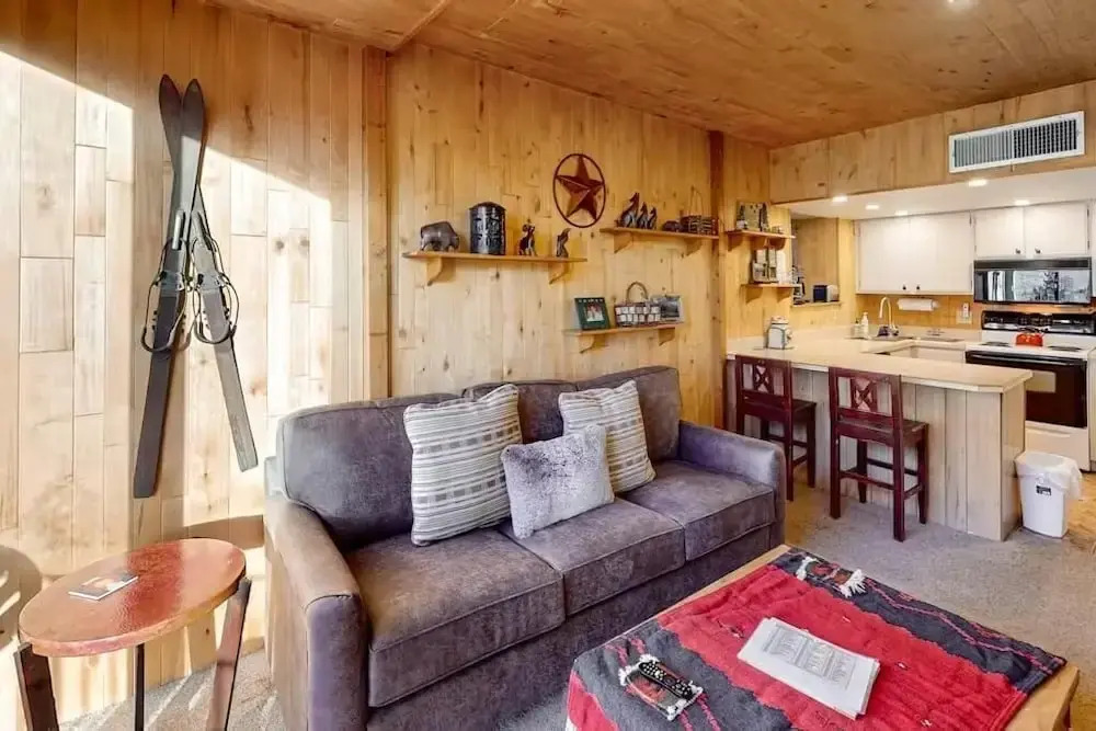 Summit House East 1 Bed Loft 2 Bath Shmb