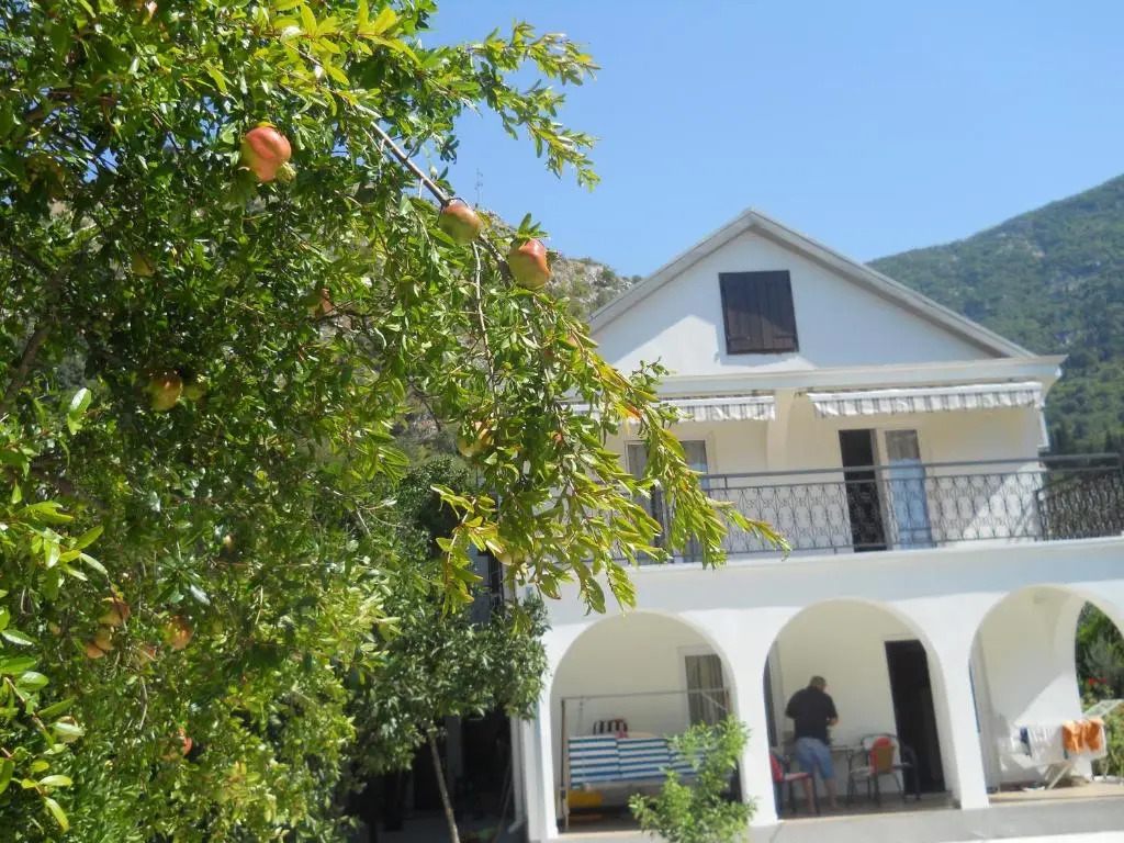 Apartments Ognjenović