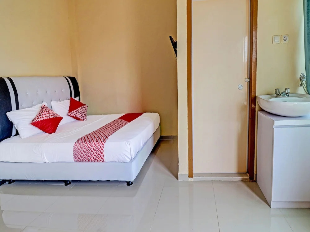 Arizon Kost By OYO