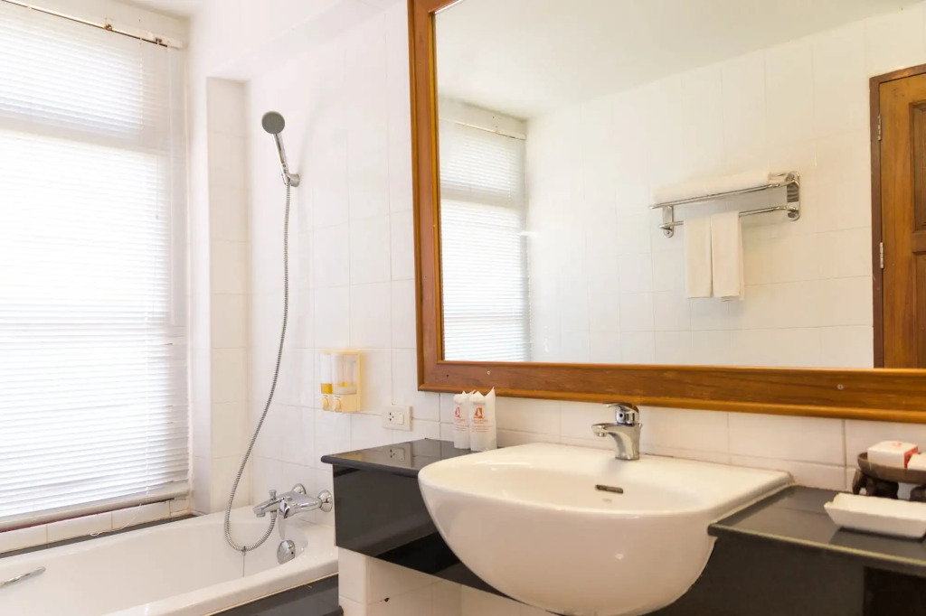 Lanta Casuarina Beach Resort - SHA Plus