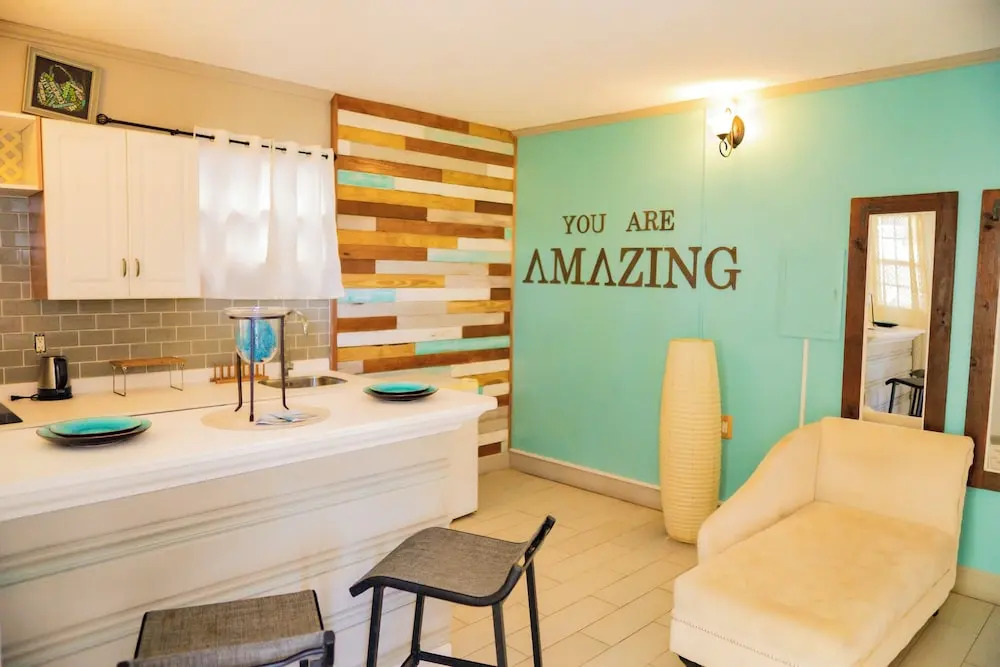 Palm Spring Inn