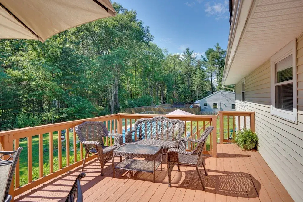 Pool + Fire Pit! Unbeatable Belmont Stakes Getaway
