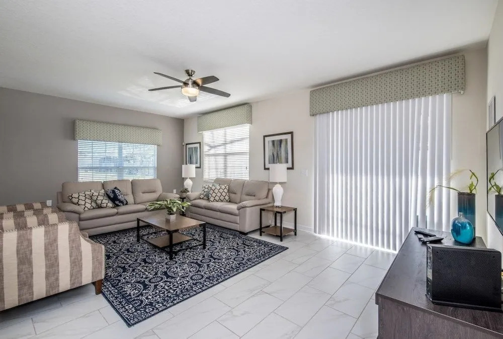 Amazing Townhome! - Storey Lake - 3074JD