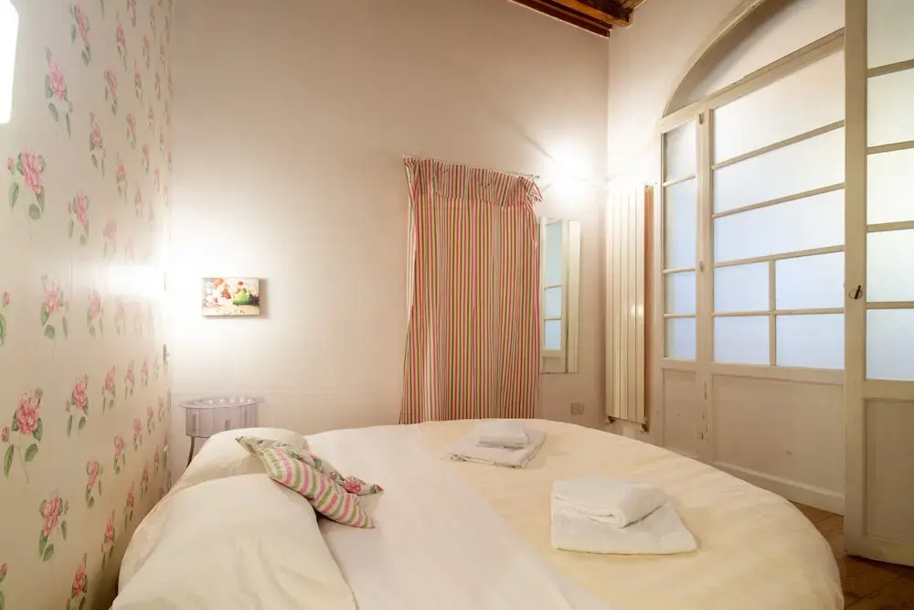 Colonna Romantic