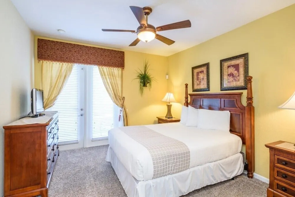 Luxury Modern Town [cdc Compliant] 4004 3 Bedroom Home