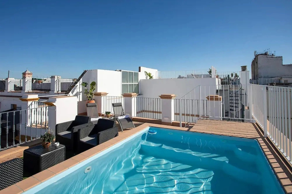 Spectacular Duplex With a Private Pool in Seville Mendoza Rios II