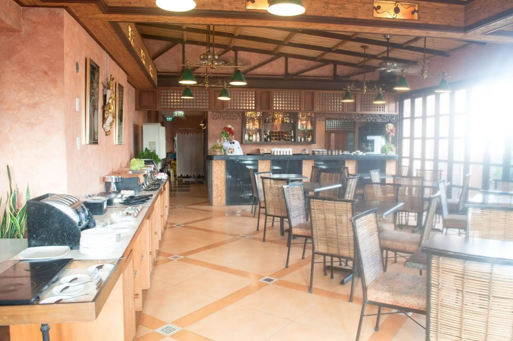 Pearl Lane Hotel
