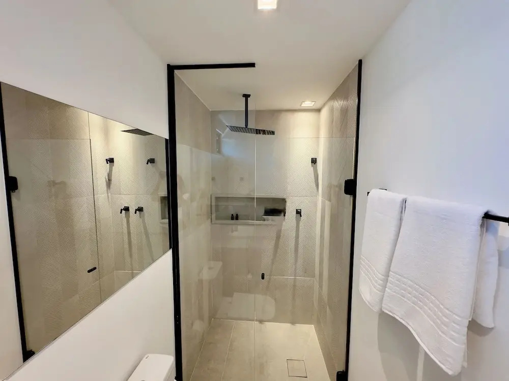 Apto completo em Pinheiros. Estilo e Conforto