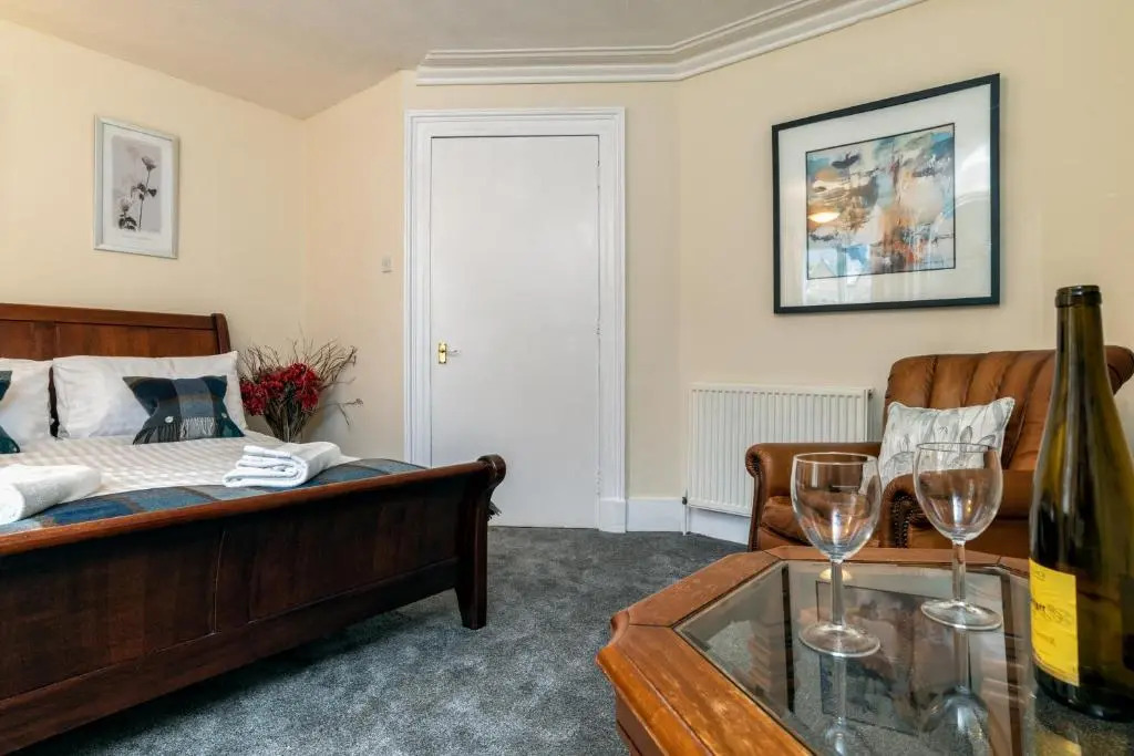 The Green Inn Rooms