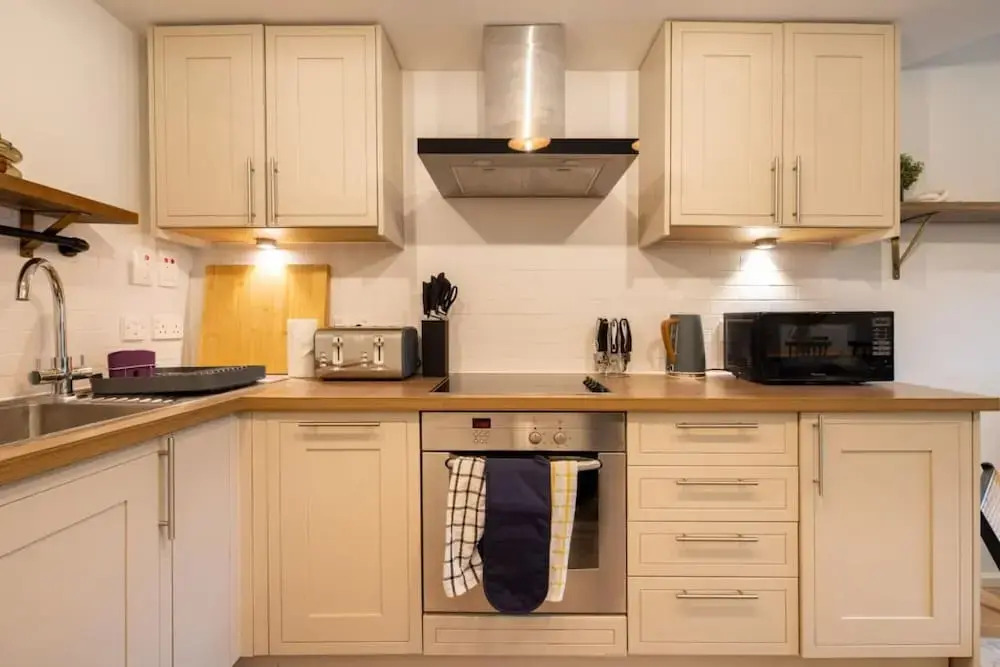 The Lambeth Flat - Modern 2bdr Flat With Parking and Terrace