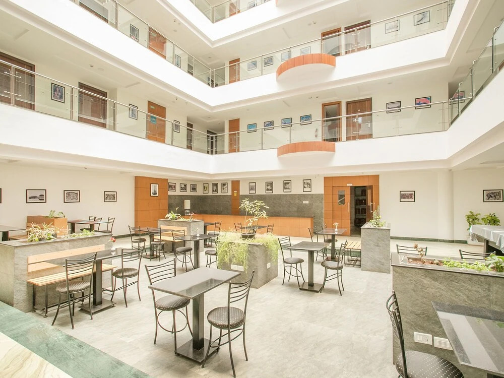 OYO 1350 Hotel Sherwood Suites-2