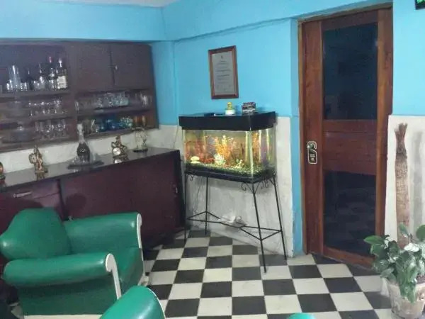 Fernandez and Friends Rooms