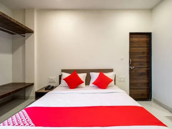 OYO 29292 Hotel Star Executive