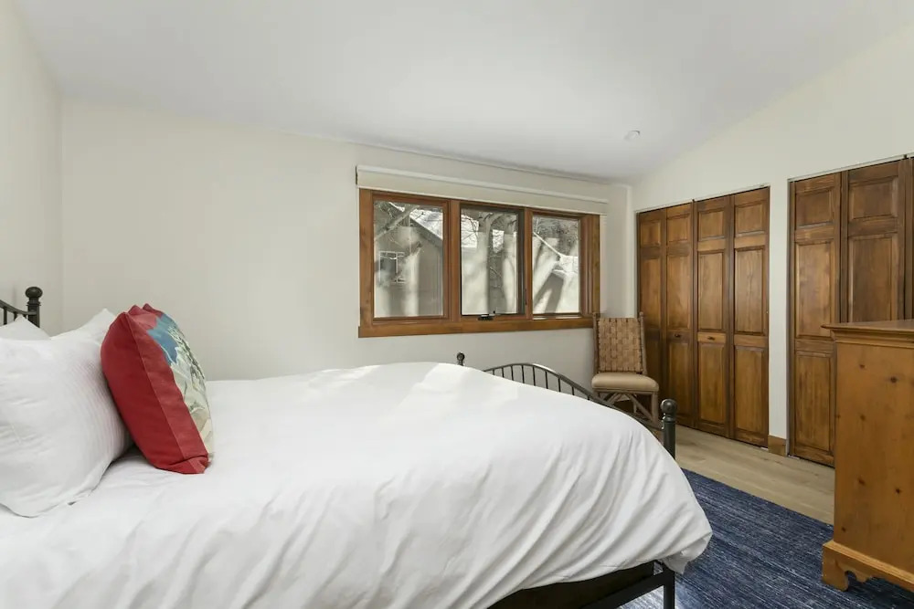 26 Par6 Townhomes 2 Bedroom Townhouse by RedAwning
