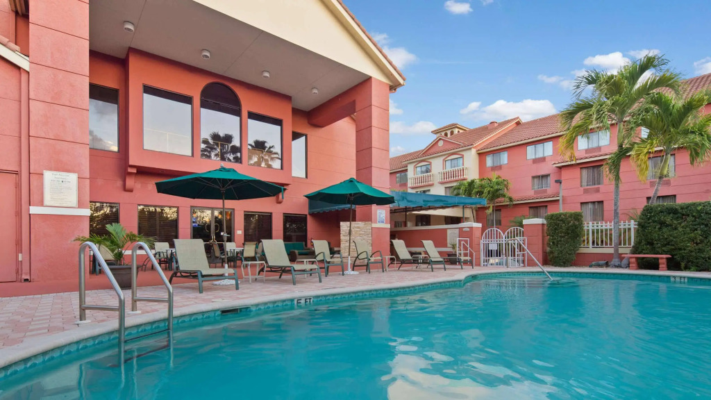 Best Western Plus Palm Beach Gardens Hotel & Suites and Conference Ct
