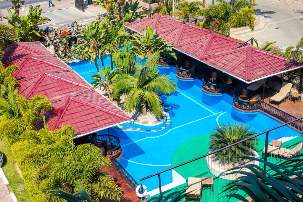 Best Western Plus Paramount Hotel