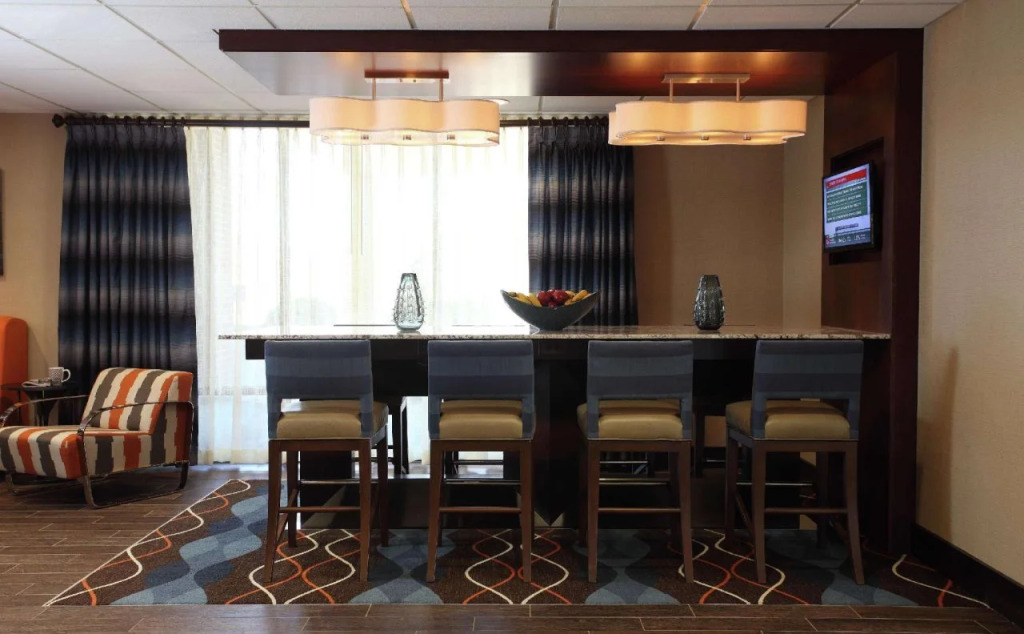 Hampton Inn Auburn