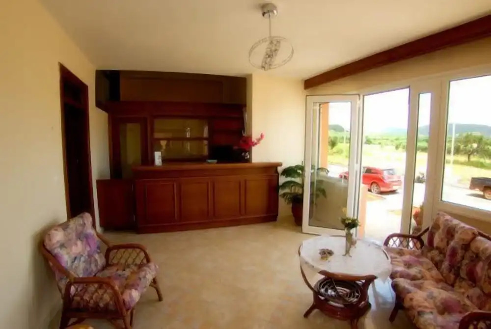 Decauville Hotel