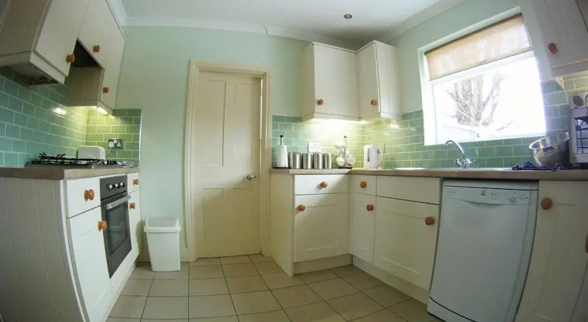 Aldershot House