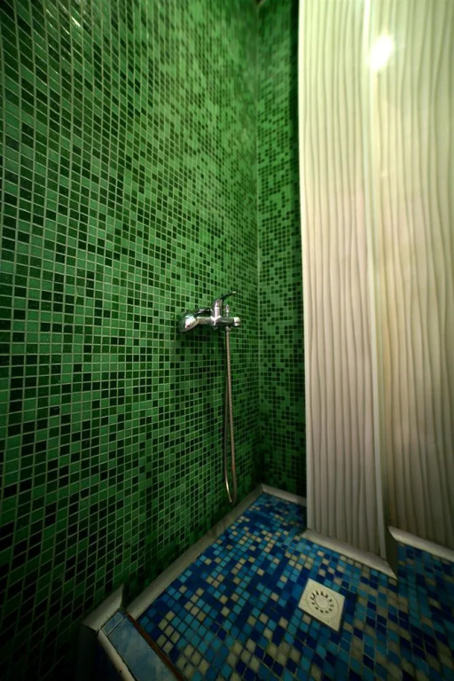 Contact Hostel Nevsky
