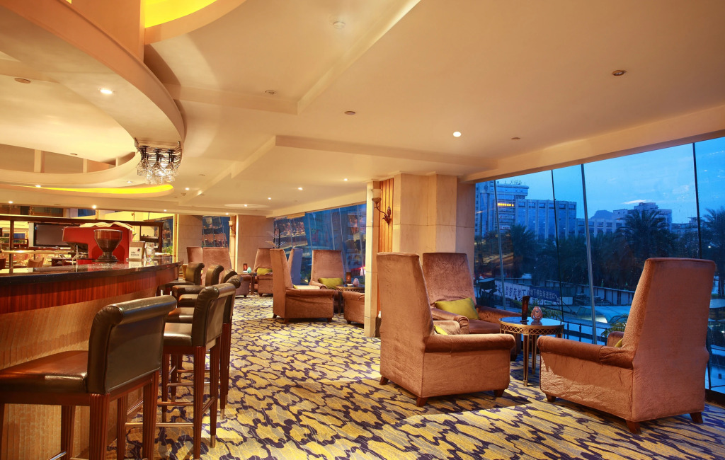 Guilin Lijiang Waterfall Hotel
