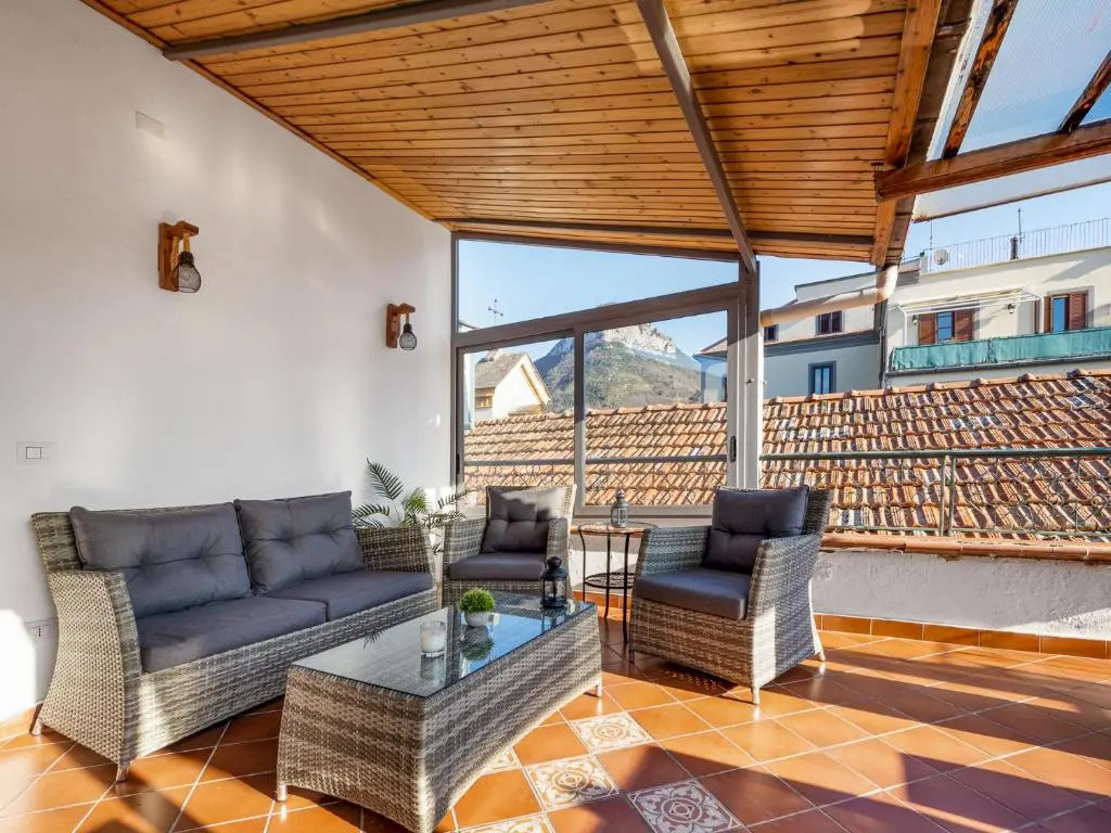 Lu's House - Cozy and Stylish Apartment with patio