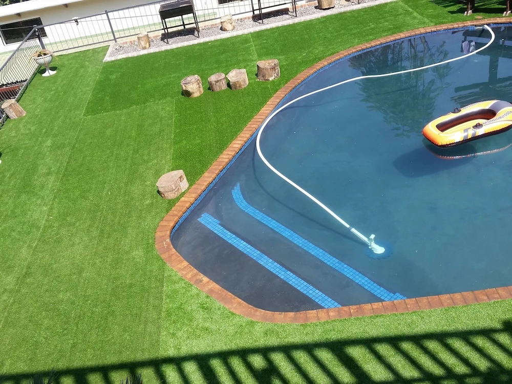 Yacht View Lodge