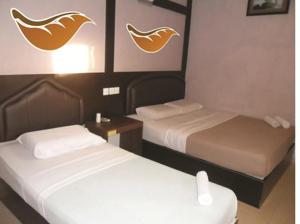 Golden Leaf Hotel @ Taman University