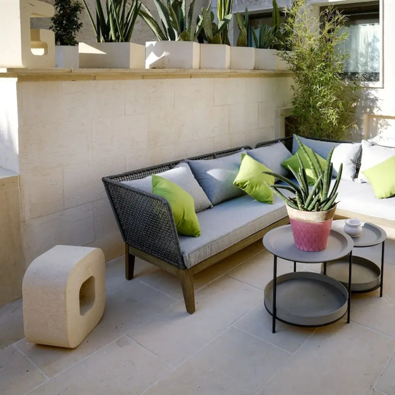 Vico Bianco Raro Smart Rooms Collection