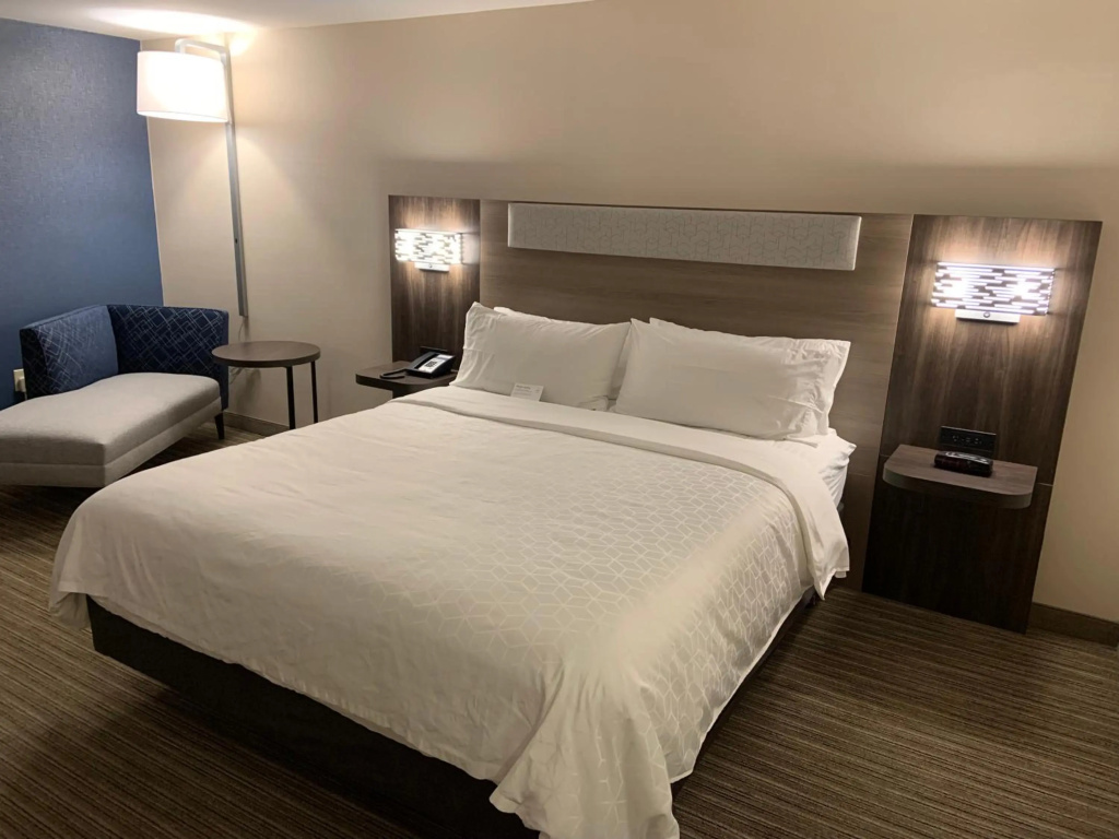 Holiday Inn Express Hotel & Suites Hermosa Beach by IHG
