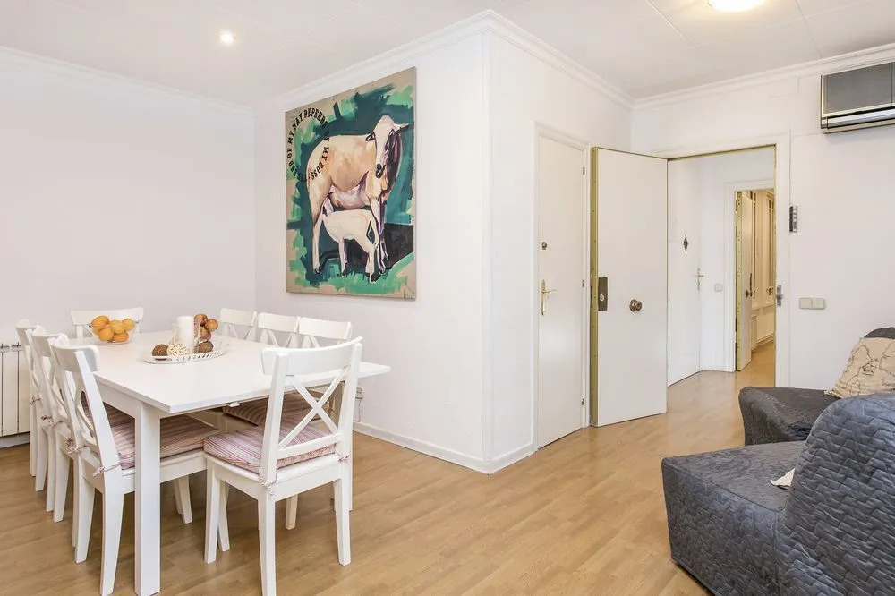 Stunning Apartment Bruc