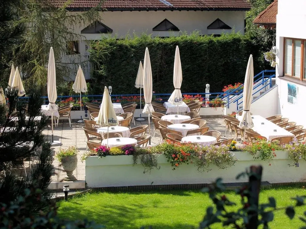 Hotel Montana