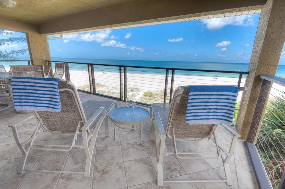Coastal Sunset of Sunset Cove Apartment 3