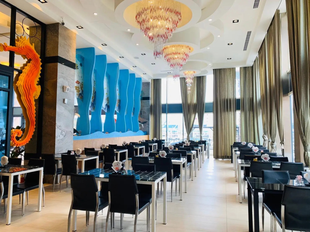 Ocean Hotel